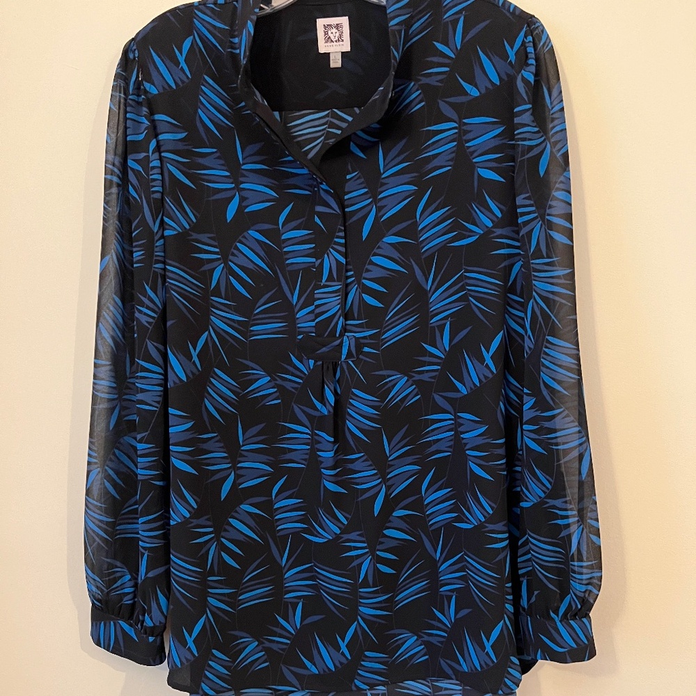 Beautiful black with blue print Anne Klein blouse in Large size